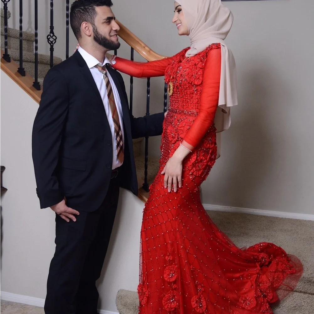 Elegant Red Off-Shoulder Dress (Terani Couture) - Picture 3 of 8